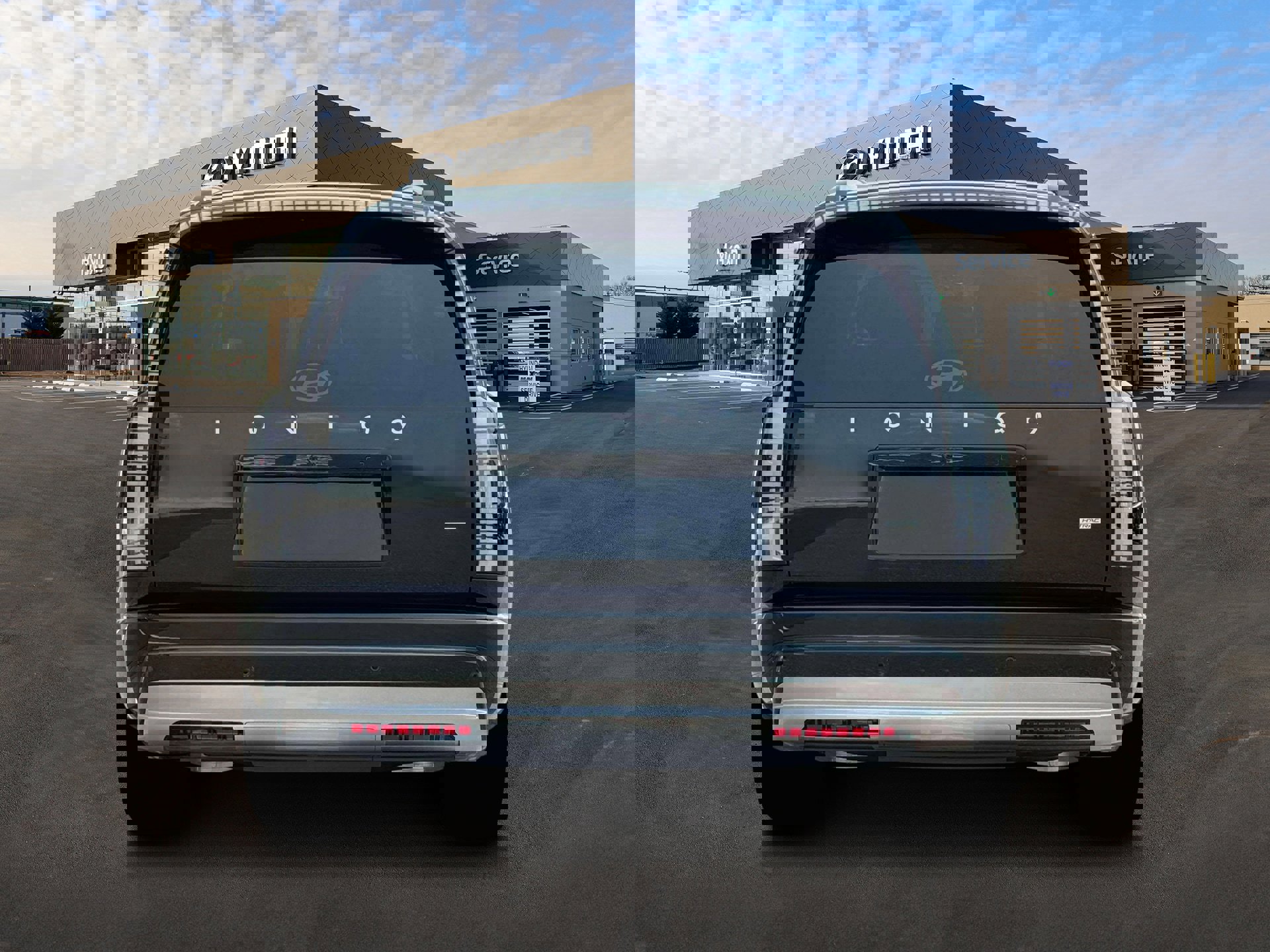 New 2026 Hyundai Ioniq 9 SEL image 6