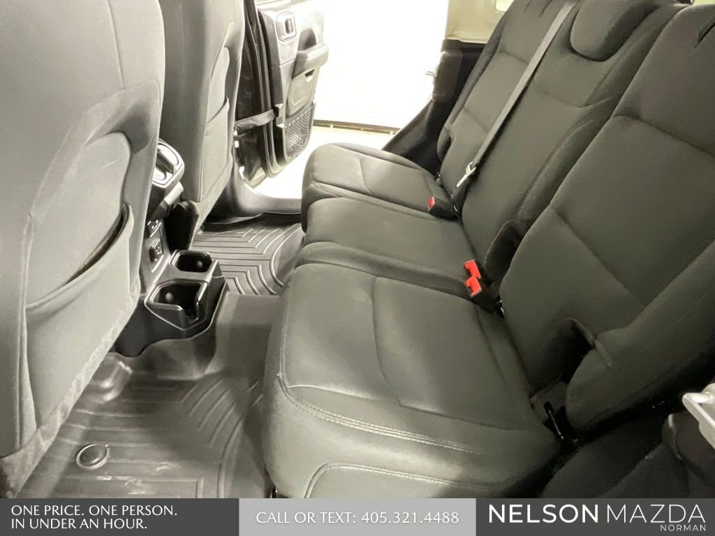 Used 2019 Jeep Wrangler Unlimited Sahara w/ Safety Group image 25