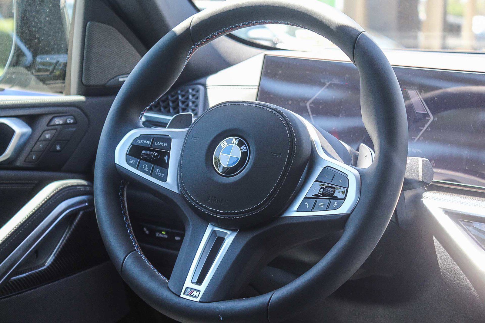 New 2026 BMW X6 M60i image 15