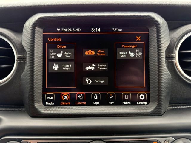 Used 2021 Jeep Wrangler Unlimited Sahara w/ Cold Weather Group image 27