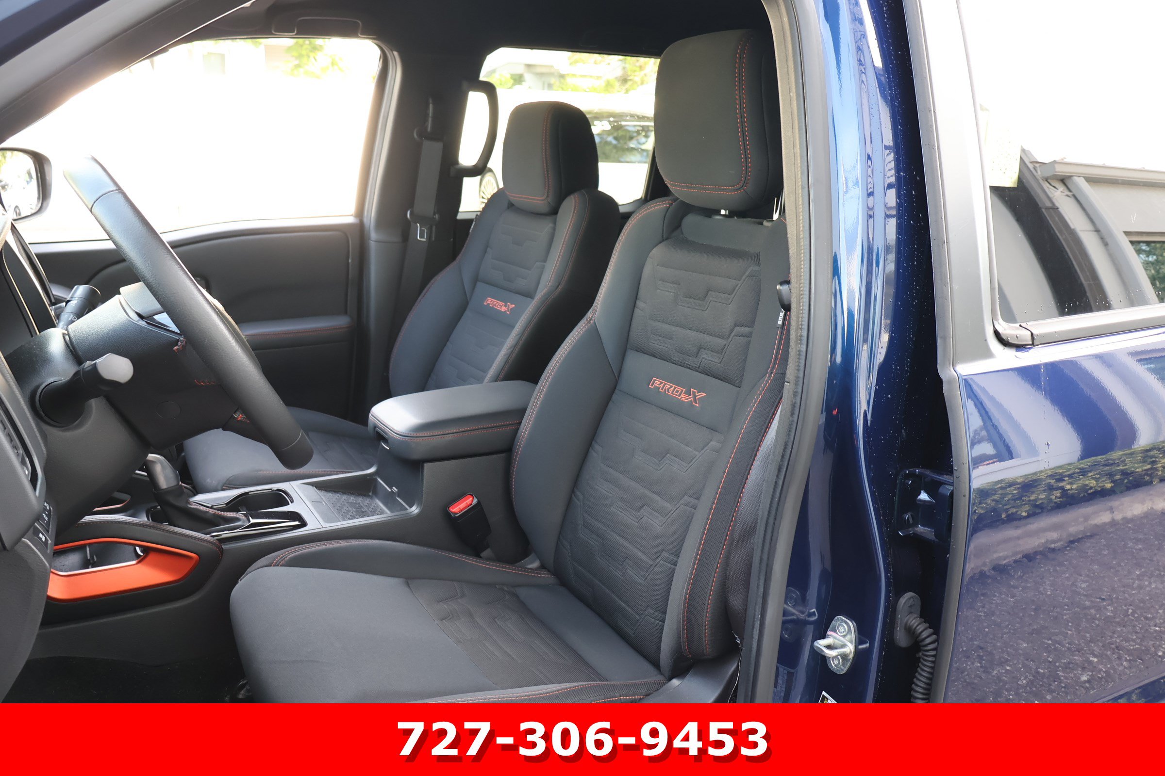 Used 2022 Nissan Frontier Pro-X RWD image 2