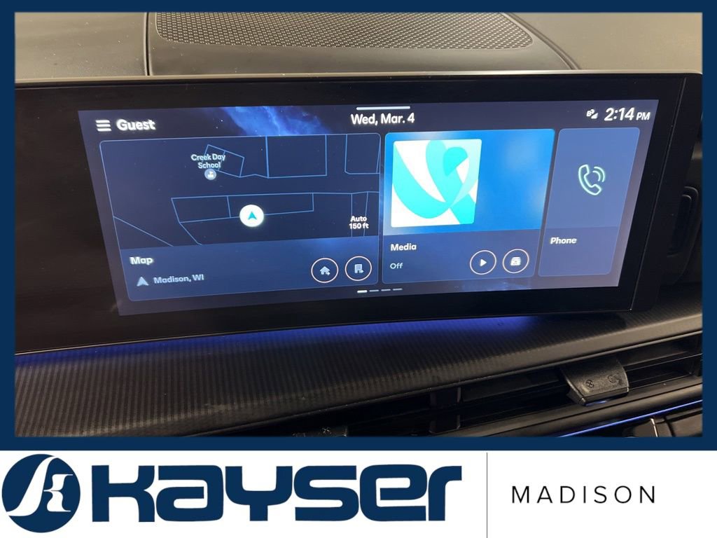 Used 2025 Hyundai Santa Fe Calligraphy image 12