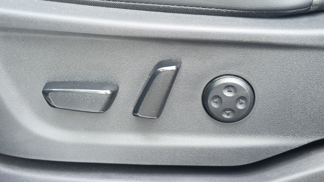 Used 2023 Nissan Ariya AWD image 41