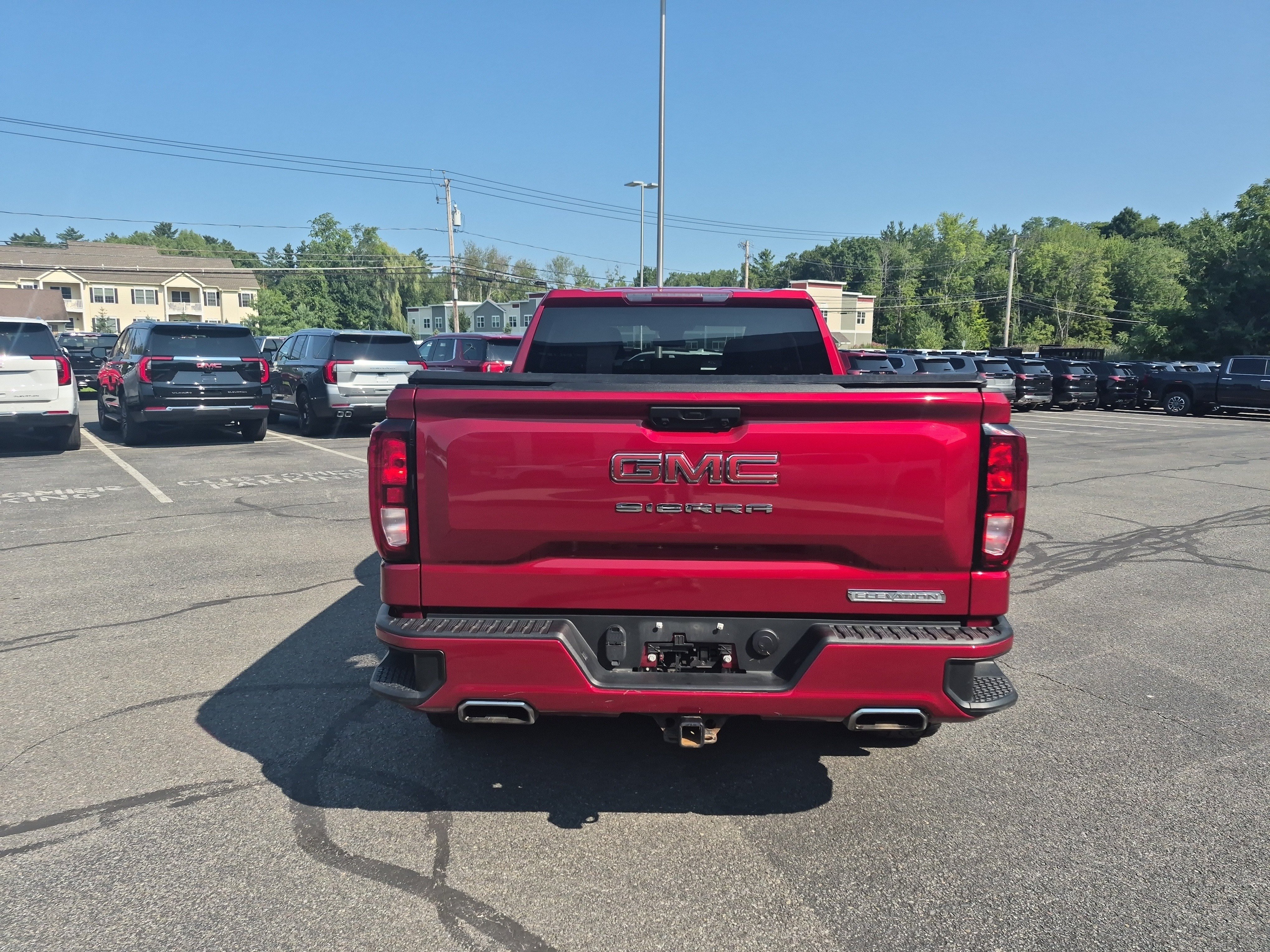 Used 2023 GMC Sierra 1500 Elevation AWD/4WD image 4