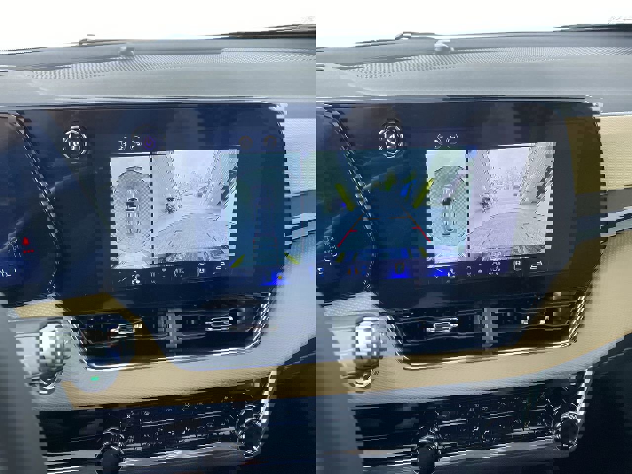 New 2025 Chevrolet Equinox ACTIV w/ Safety and Technology Package image 6