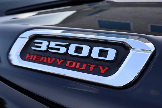 Used 2022 RAM 3500 Tradesman image 19