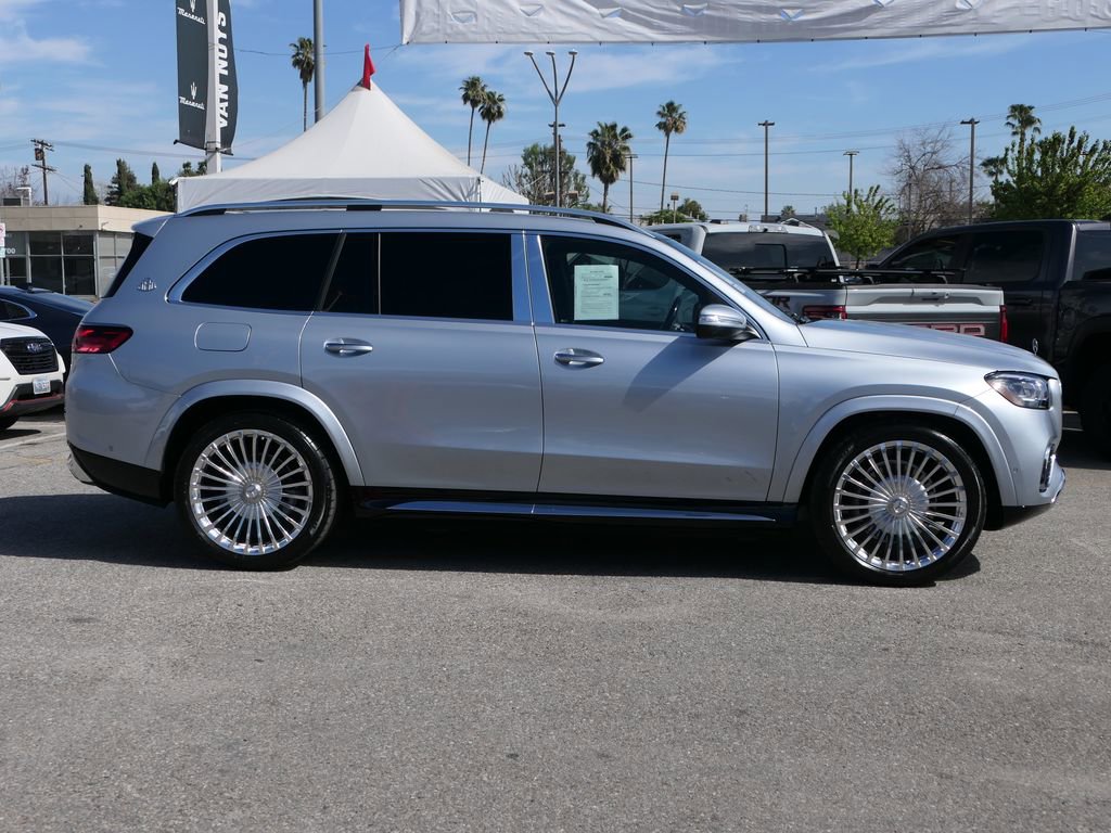 Used 2025 Mercedes-Benz Maybach GLS 600 4MATIC image 3