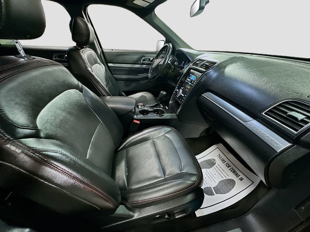 Used 2016 Ford Explorer Sport image 28