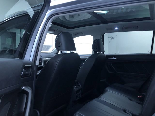 Used 2022 Volkswagen Tiguan SE image 20