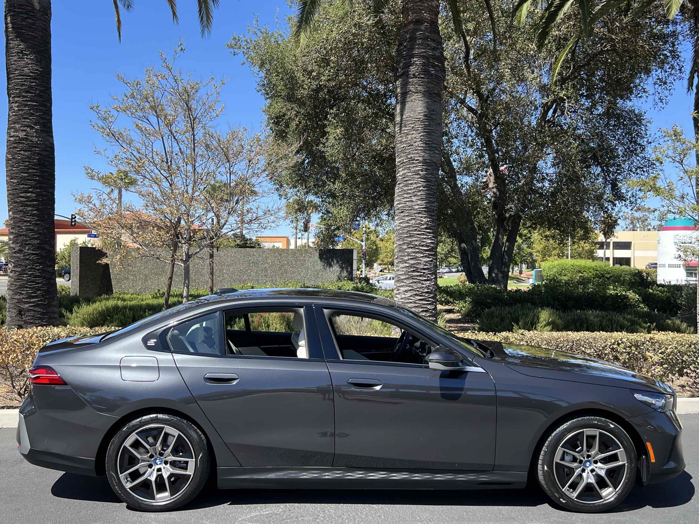 Used 2024 BMW i5 eDrive40i RWD image 20
