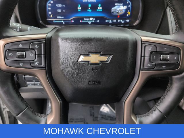 Used 2024 Chevrolet Suburban High Country image 12
