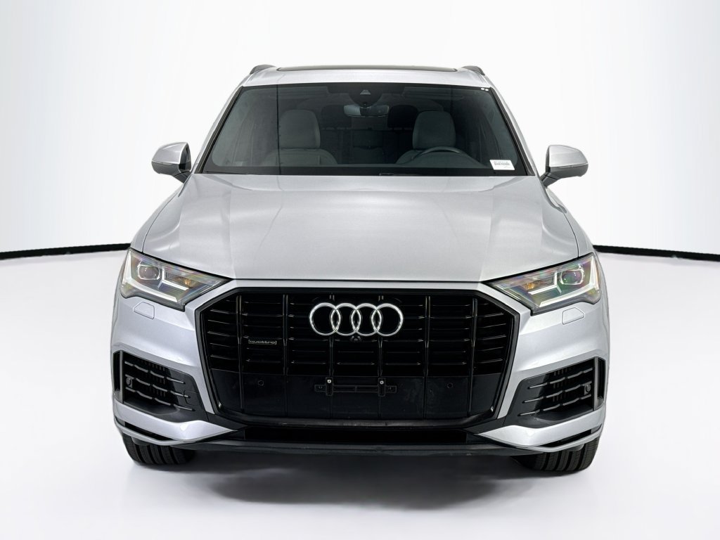 Used 2020 Audi Q7 3.0T Premium Plus w/ Premium Plus Package AWD/4WD image 2