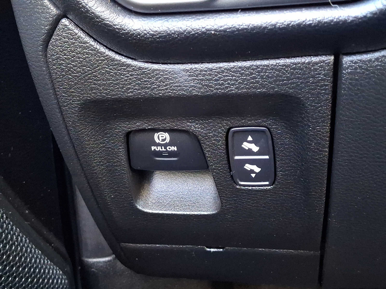 Used 2021 RAM 1500 Big Horn w/ Built-to-serve Edition AWD/4WD image 26
