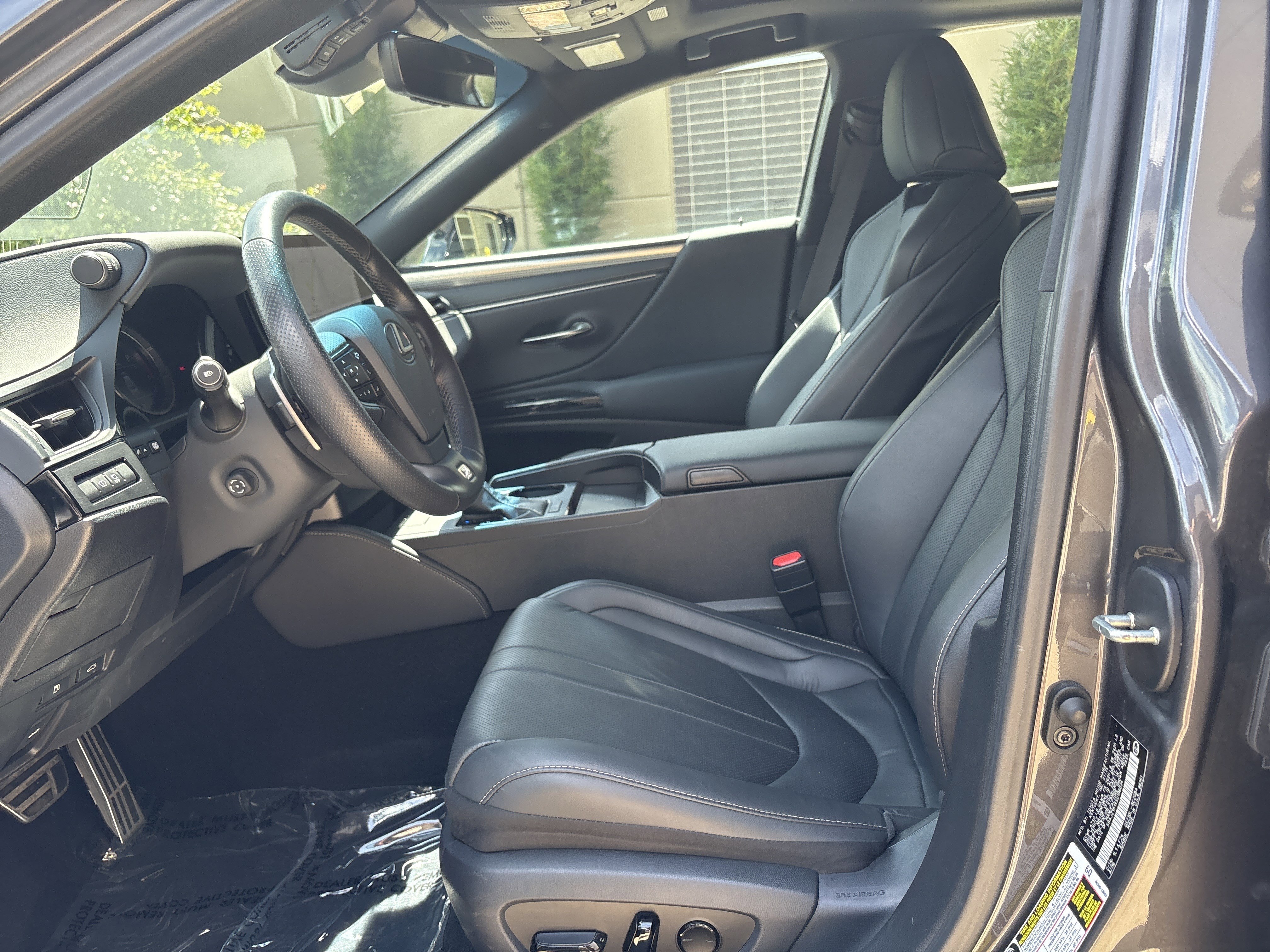 Used 2025 Lexus ES 350 F Sport FWD image 16