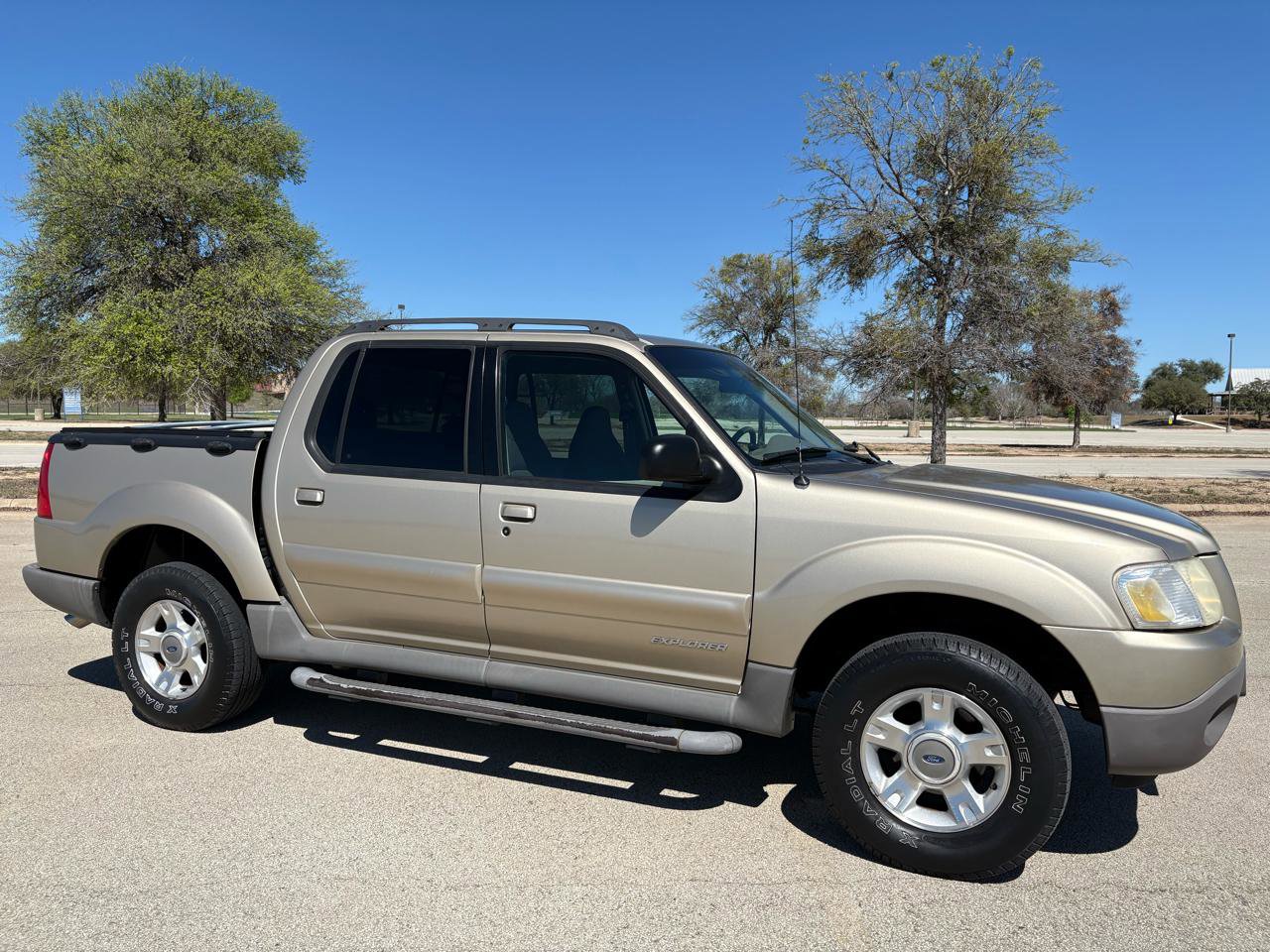 Used 2001 Ford Explorer Sport Trac 2WD image 49