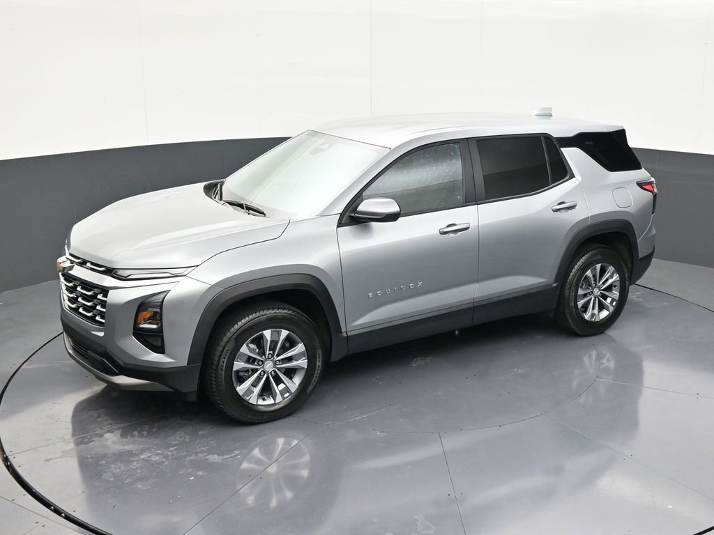 Used 2025 Chevrolet Equinox LT FWD image 9