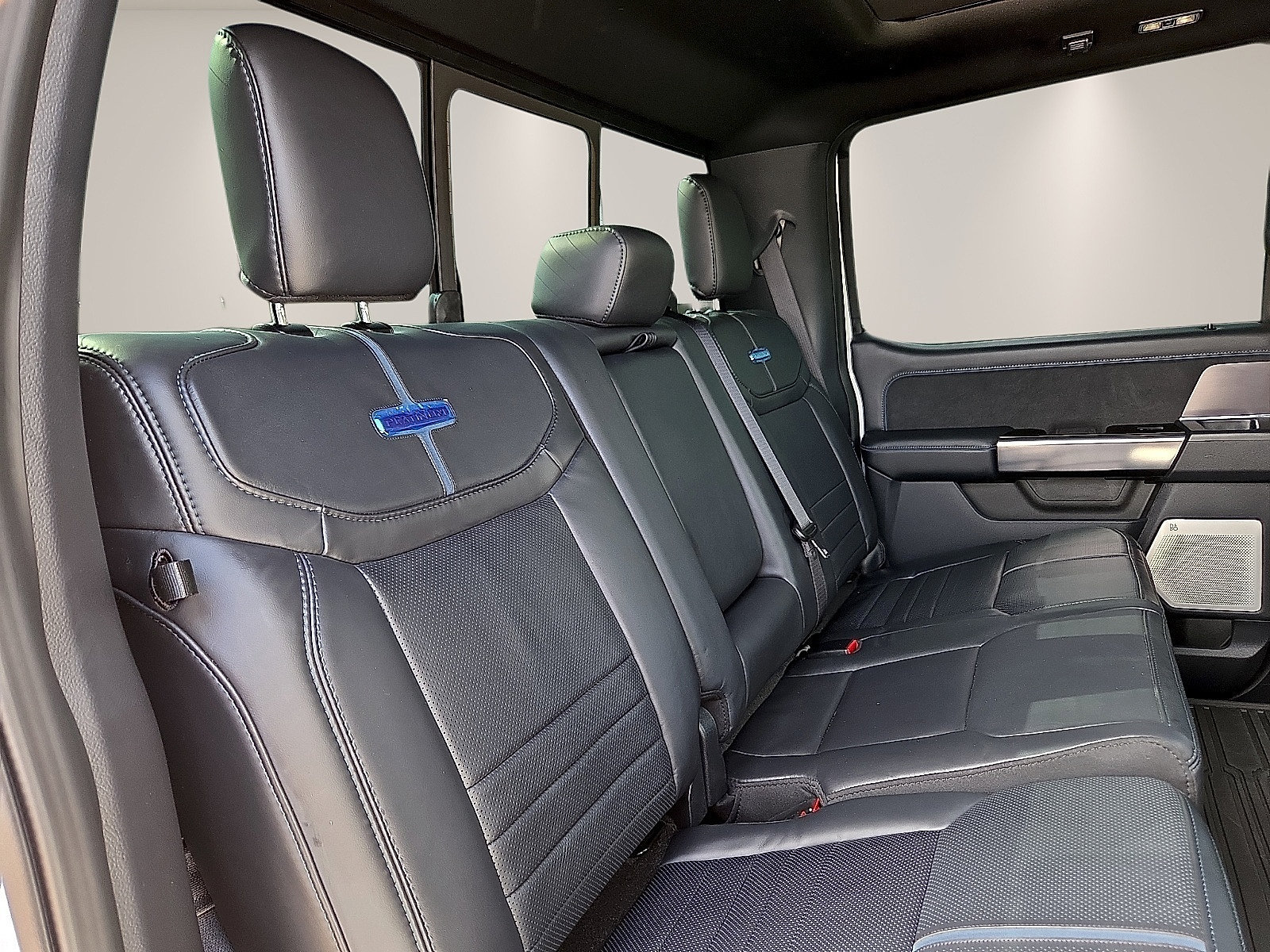 Used 2026 Ford F350 Platinum AWD/4WD image 10