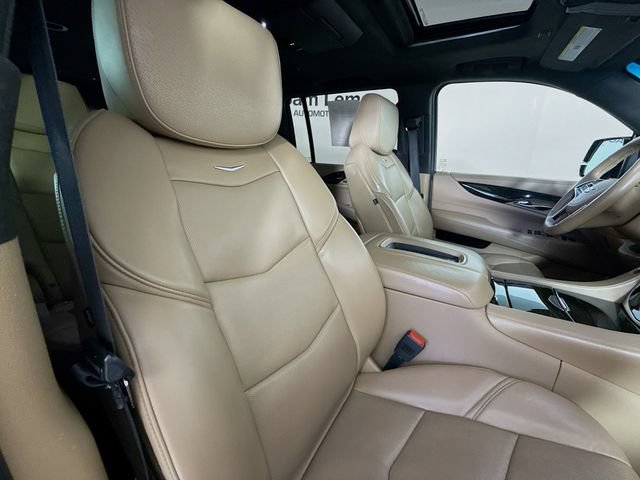 Used 2019 Cadillac Escalade ESV Platinum AWD/4WD image 32