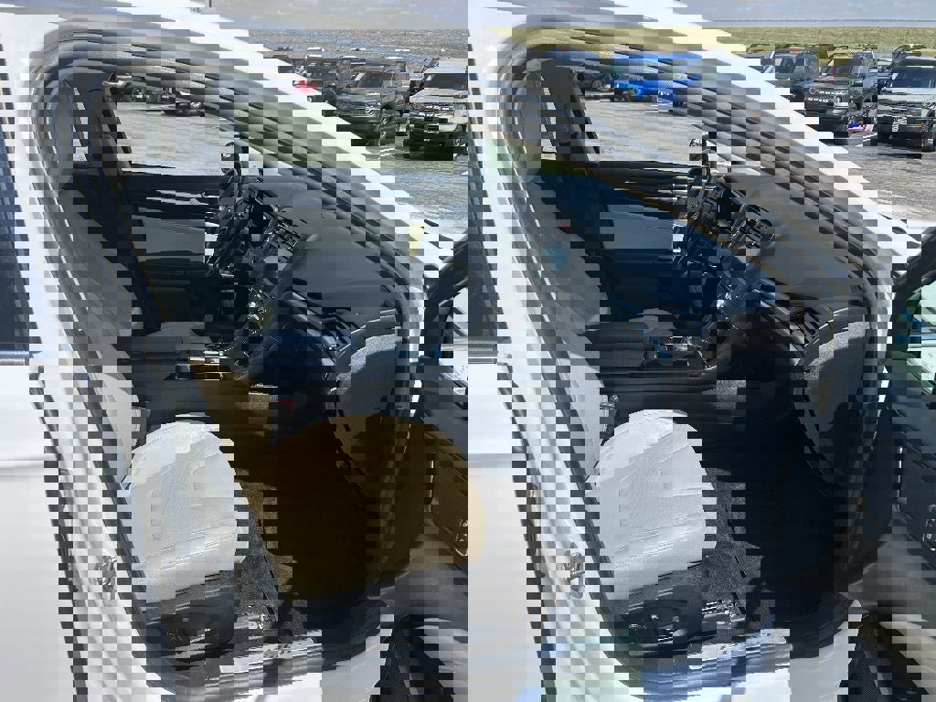 Used 2018 Ford Fusion Titanium image 19