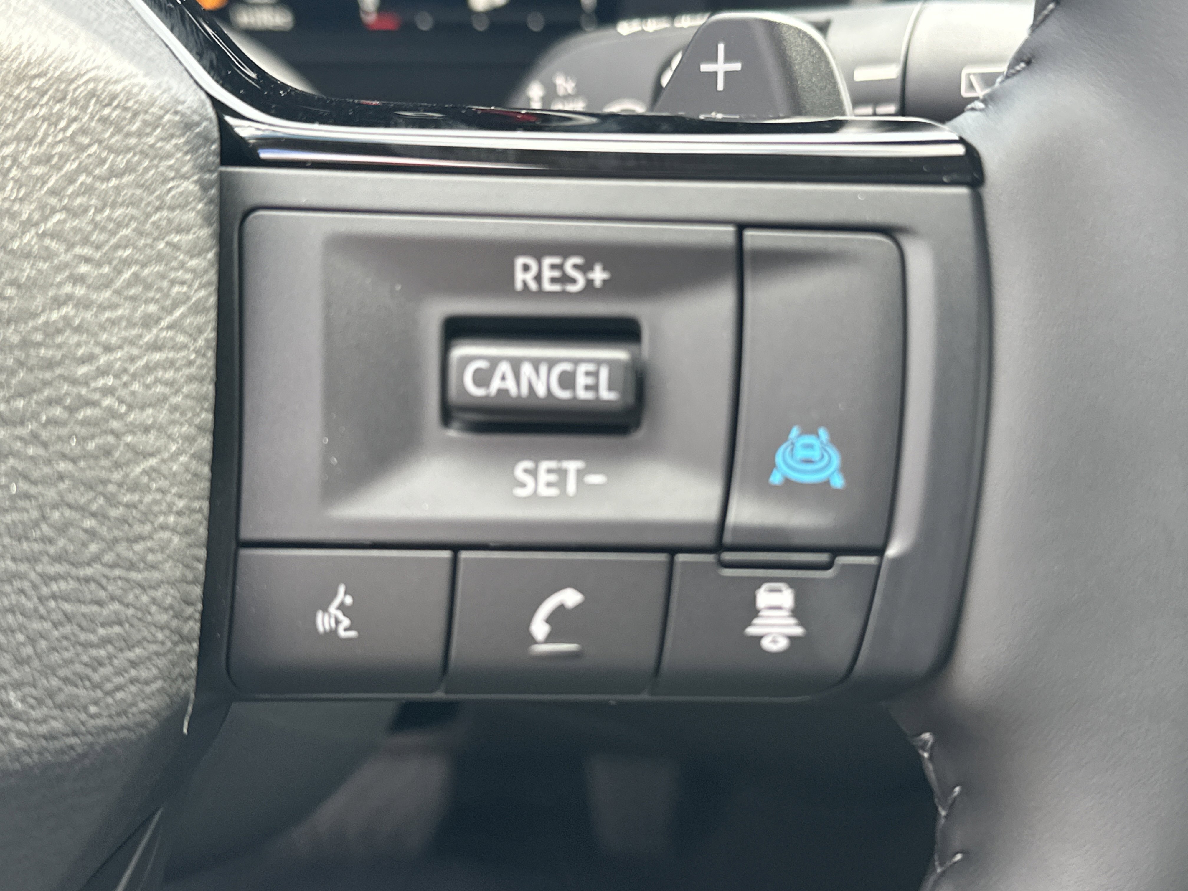 New 2026 Nissan Rogue Platinum image 18