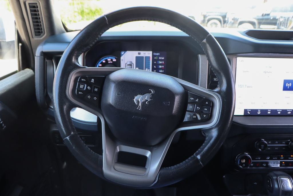 Used 2024 Ford Bronco Outer Banks AWD/4WD image 21