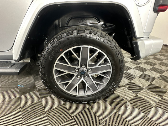 Certified 2024 Jeep Wrangler High Altitude AWD/4WD image 32