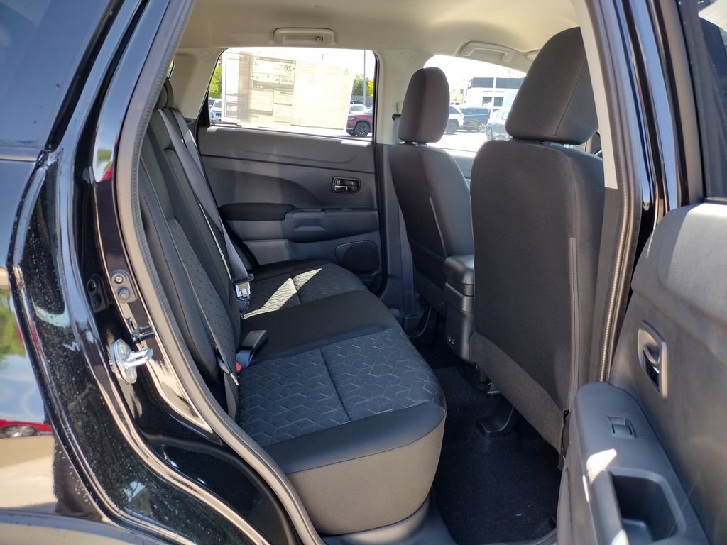 New 2026 Mitsubishi Outlander Sport LE AWD/4WD image 9