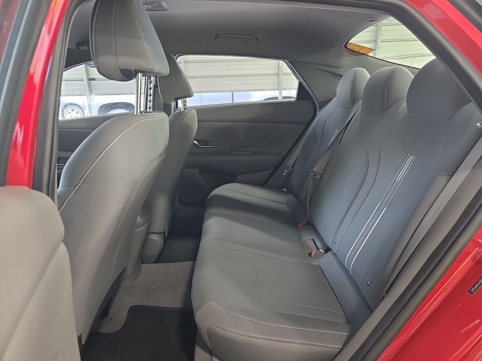 Used 2022 Hyundai Elantra SEL FWD image 11