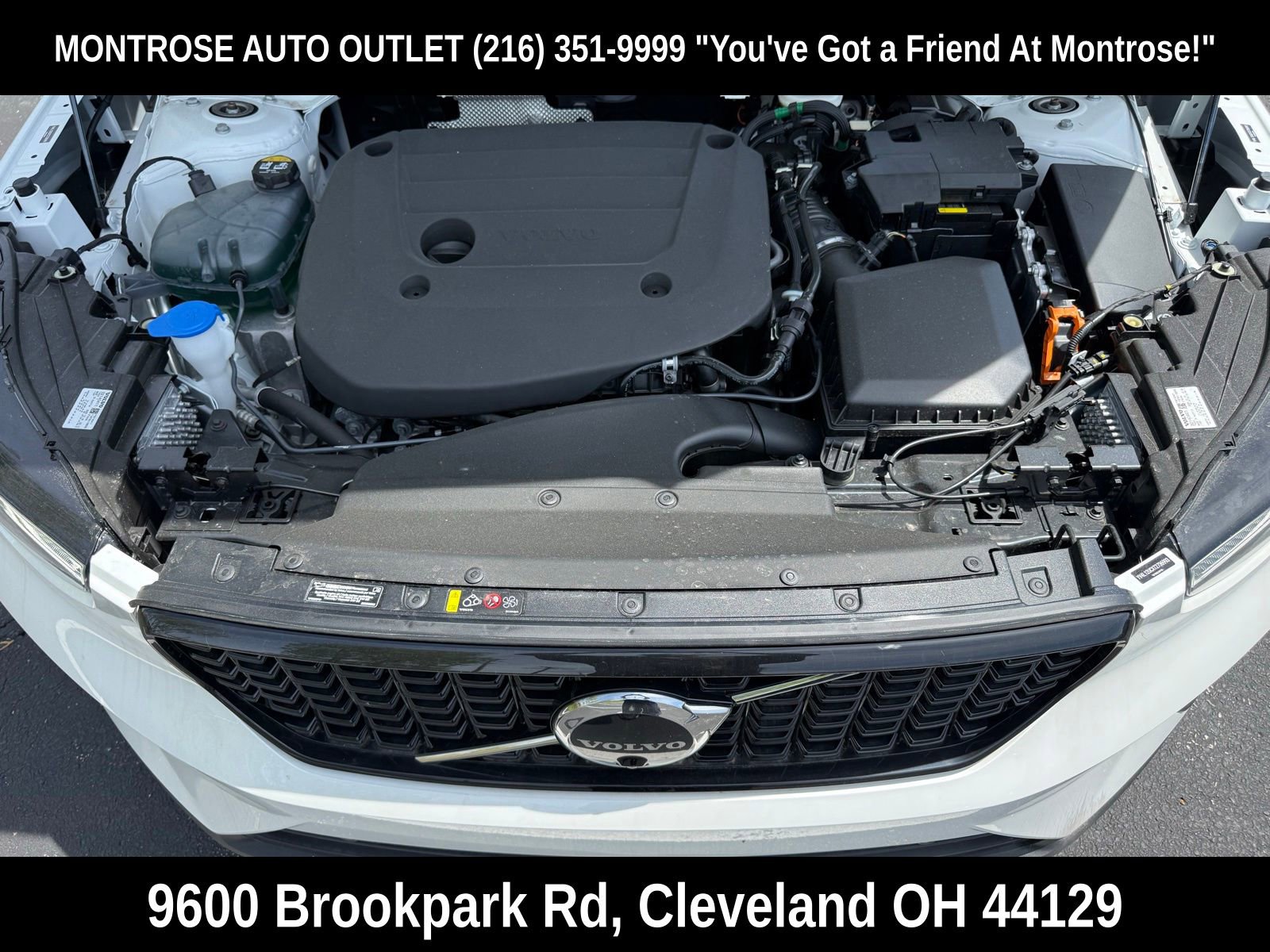 New 2026 Volvo XC40 B5 Plus w/ Protection Package Premier AWD/4WD image 35