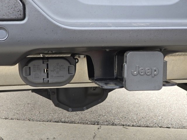 Used 2022 Jeep Wrangler Unlimited Willys image 22