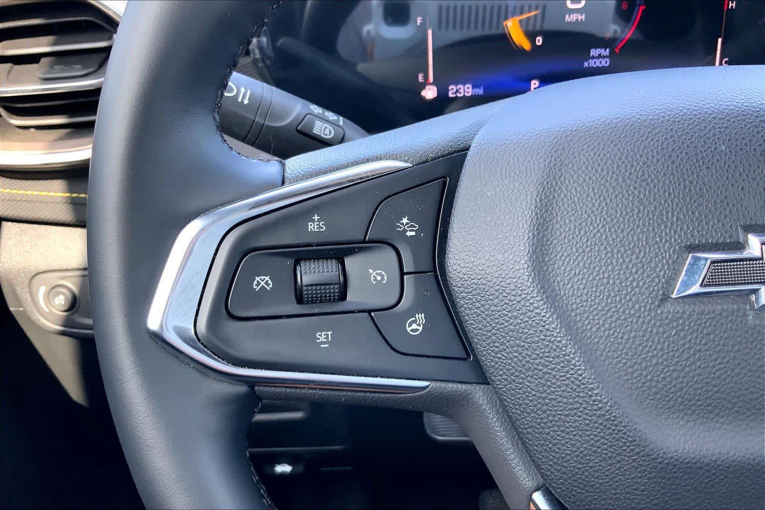 Used 2025 Chevrolet TrailBlazer ACTIV w/ Driver Confidence Package FWD image 24