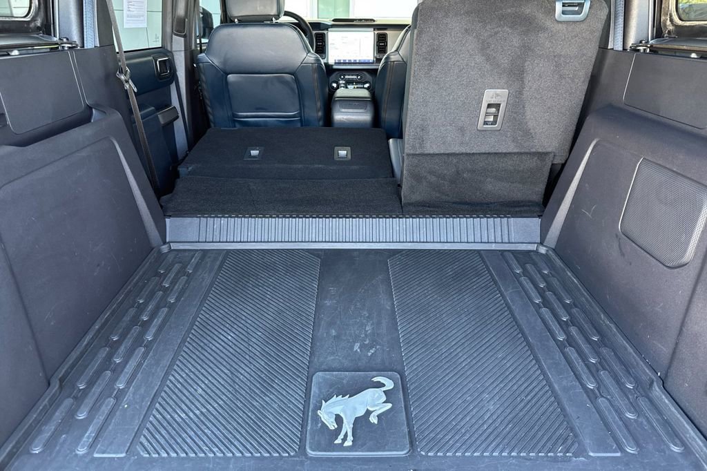Used 2023 Ford Bronco Outer Banks AWD/4WD image 15