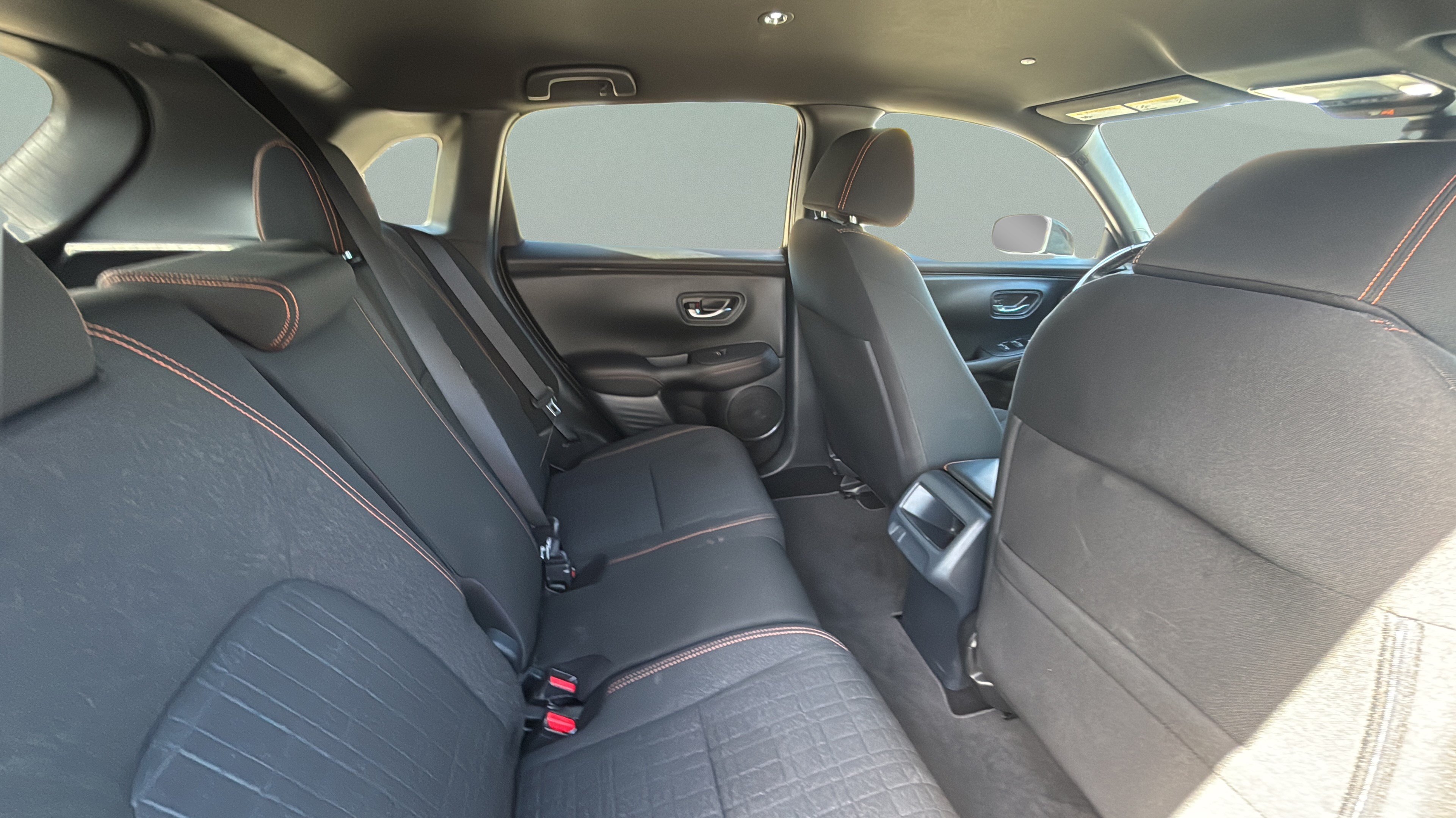 Used 2025 Honda HR-V Sport image 18