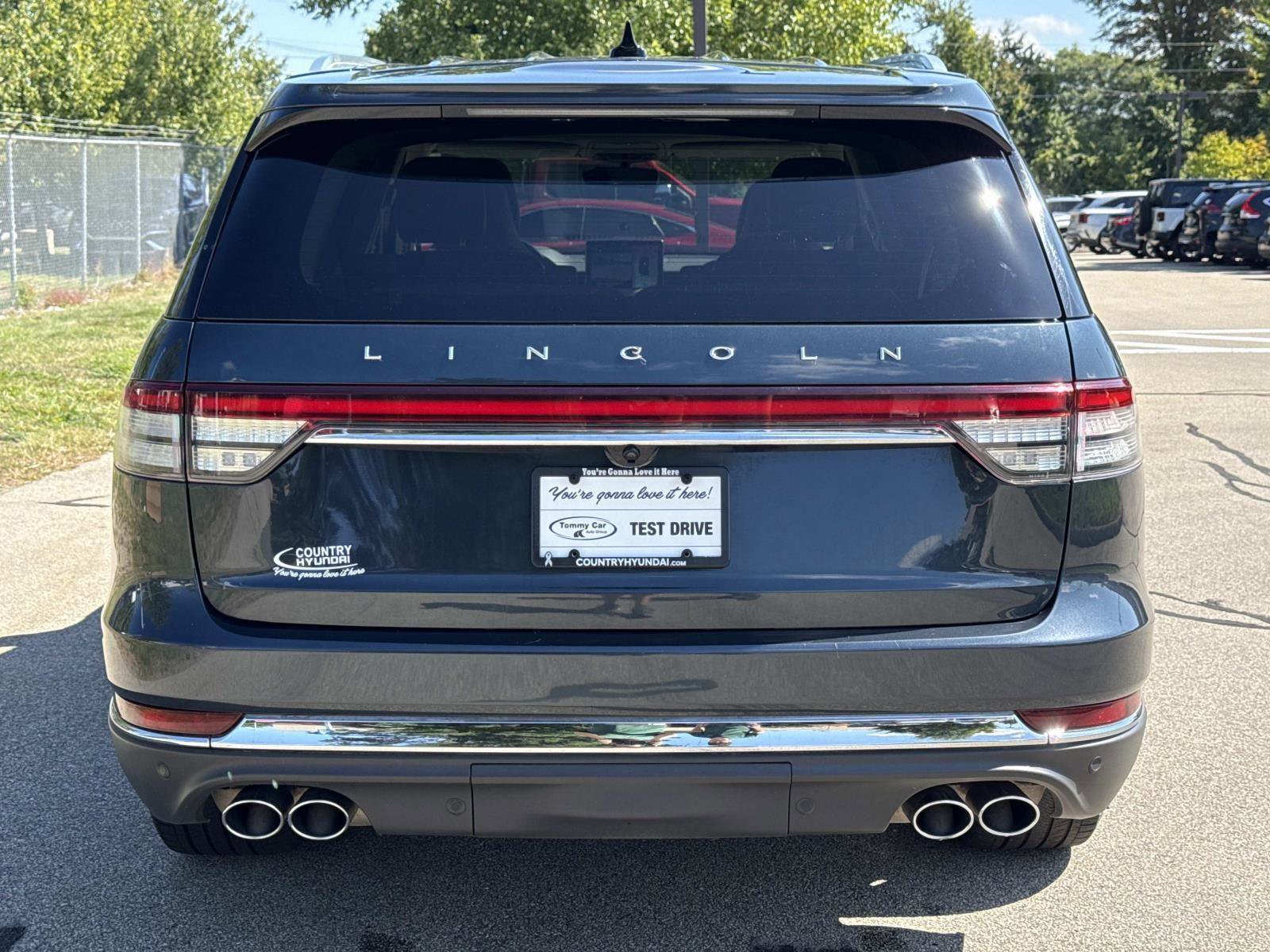 Used 2022 Lincoln Aviator Reserve w/ Equipment Group 201A image 6
