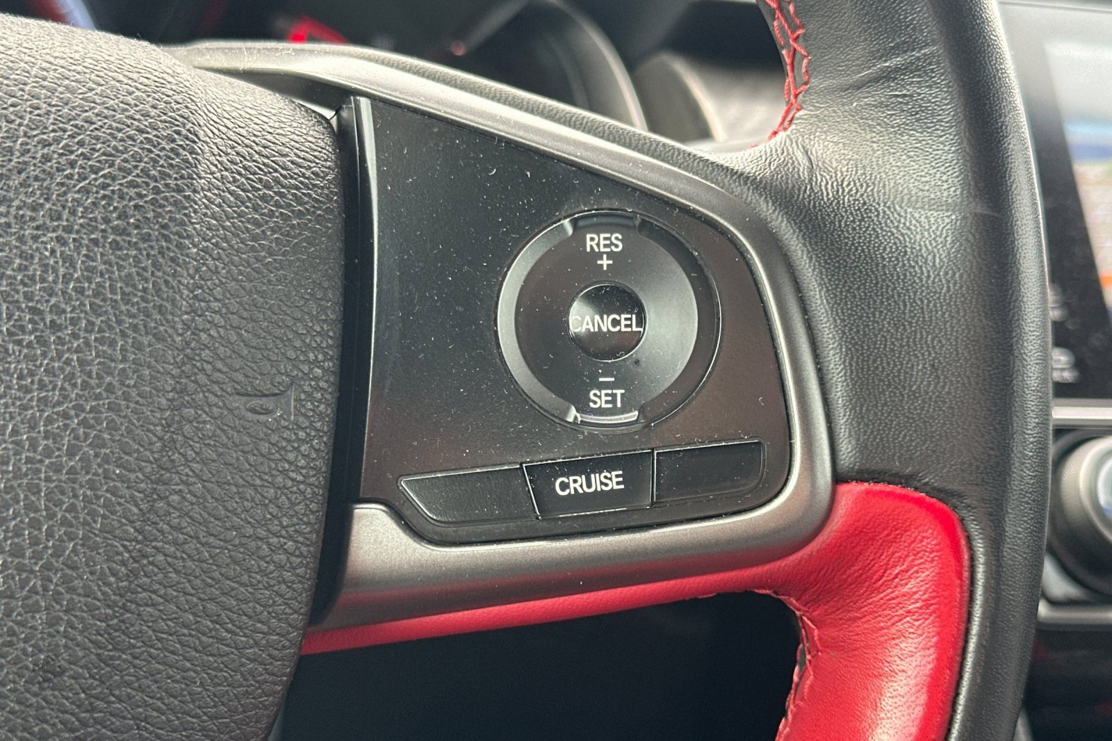 Used 2018 Honda Civic Type R image 38