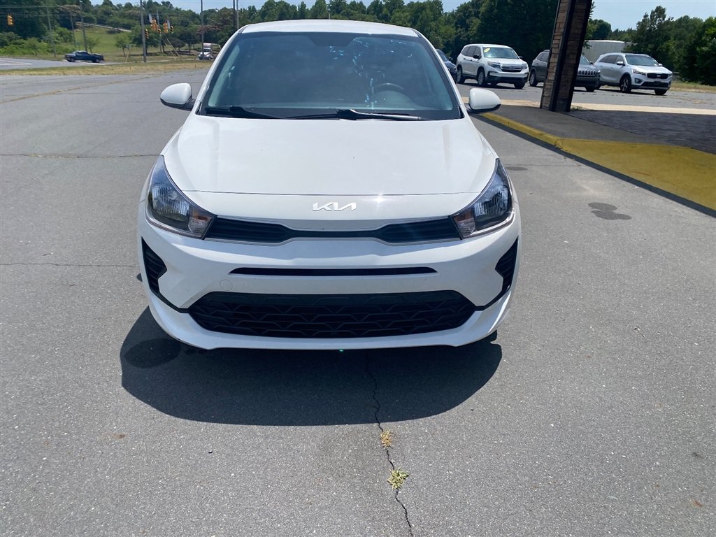 Used 2023 Kia Rio LX FWD image 2