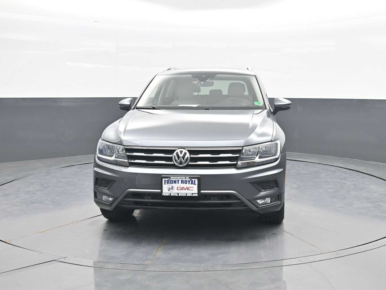 Used 2021 Volkswagen Tiguan SEL AWD/4WD image 3