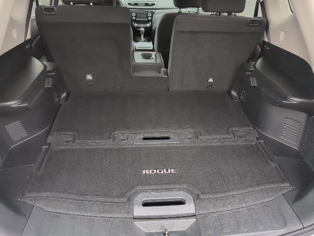Used 2016 Nissan Rogue SV image 15
