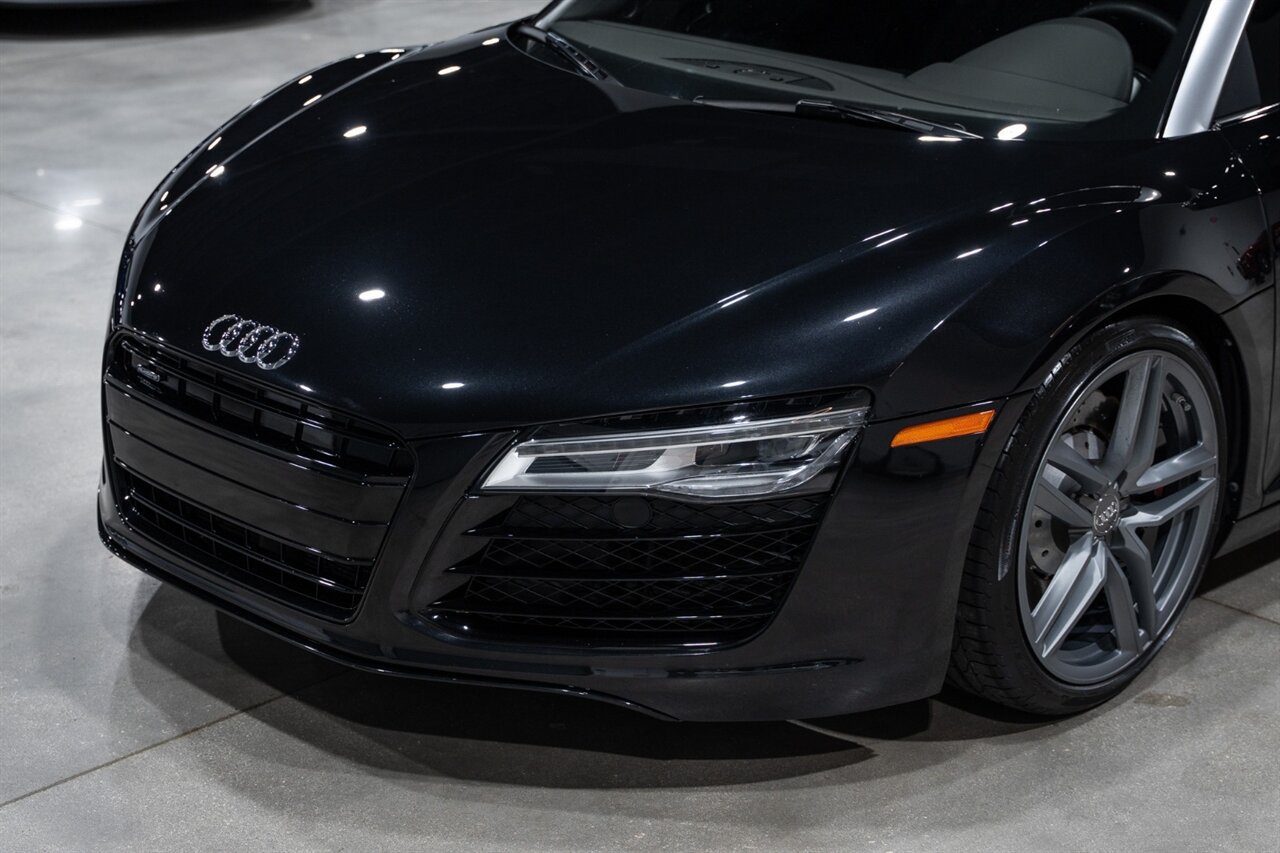 Used 2014 Audi R8 V8 AWD/4WD image 18
