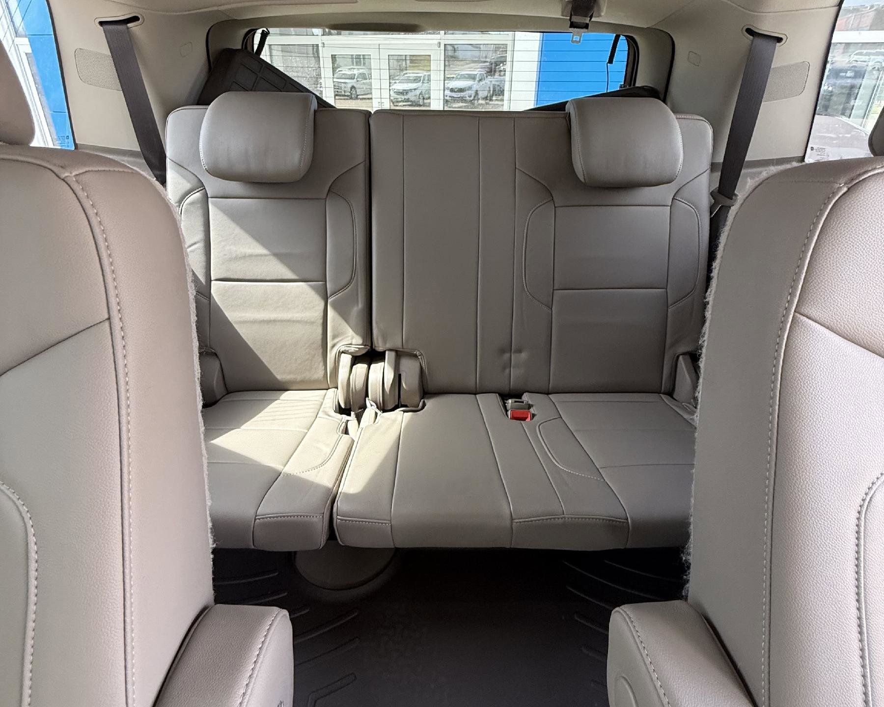 Used 2018 GMC Yukon SLT w/ Open Road Package image 18