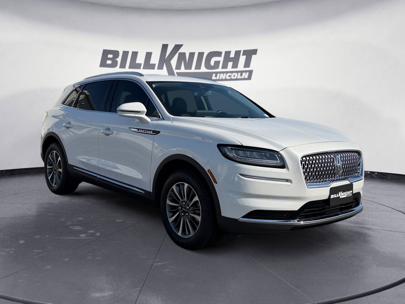 Certified 2023 Lincoln Nautilus FWD w/ Premium Package image 7