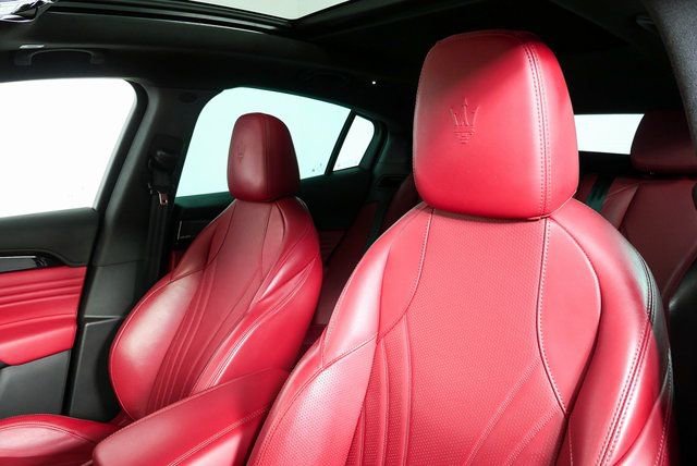 Used 2023 Maserati Grecale Modena image 3