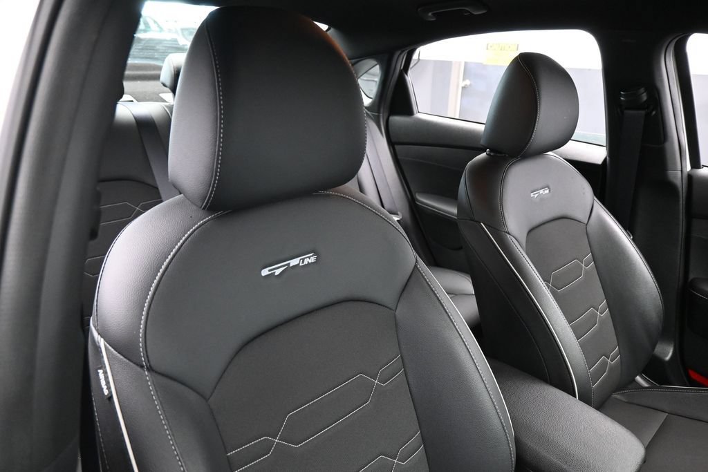 Used 2022 Kia Forte GT-Line w/ GT-Line Technology Package FWD image 37