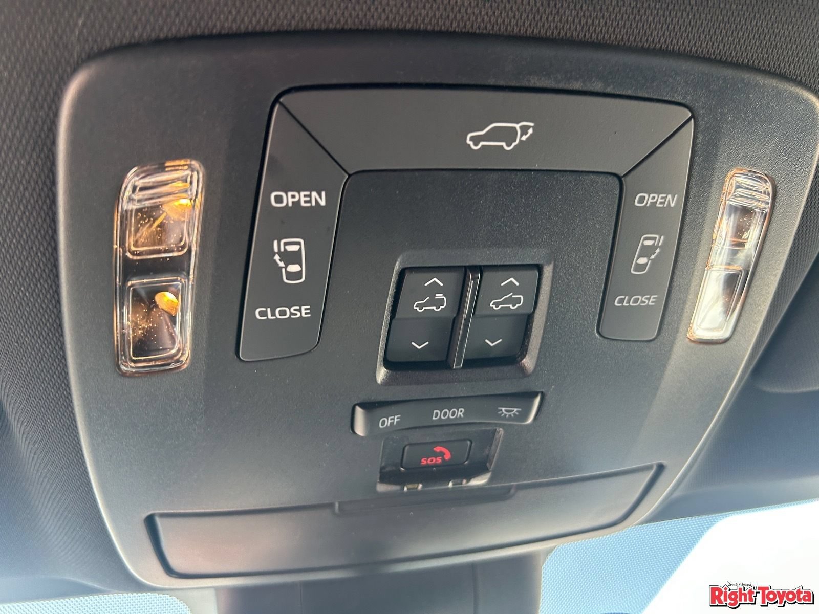 New 2026 Toyota Sienna XSE AWD/4WD image 25