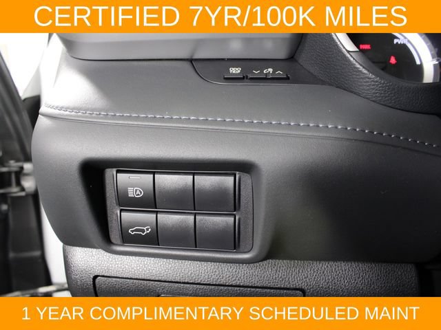 Used 2023 Toyota Highlander XLE AWD/4WD image 18