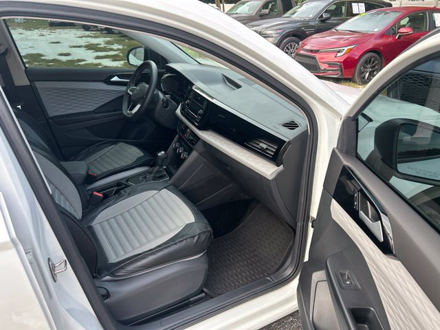 Used 2023 Volkswagen Taos S FWD image 9