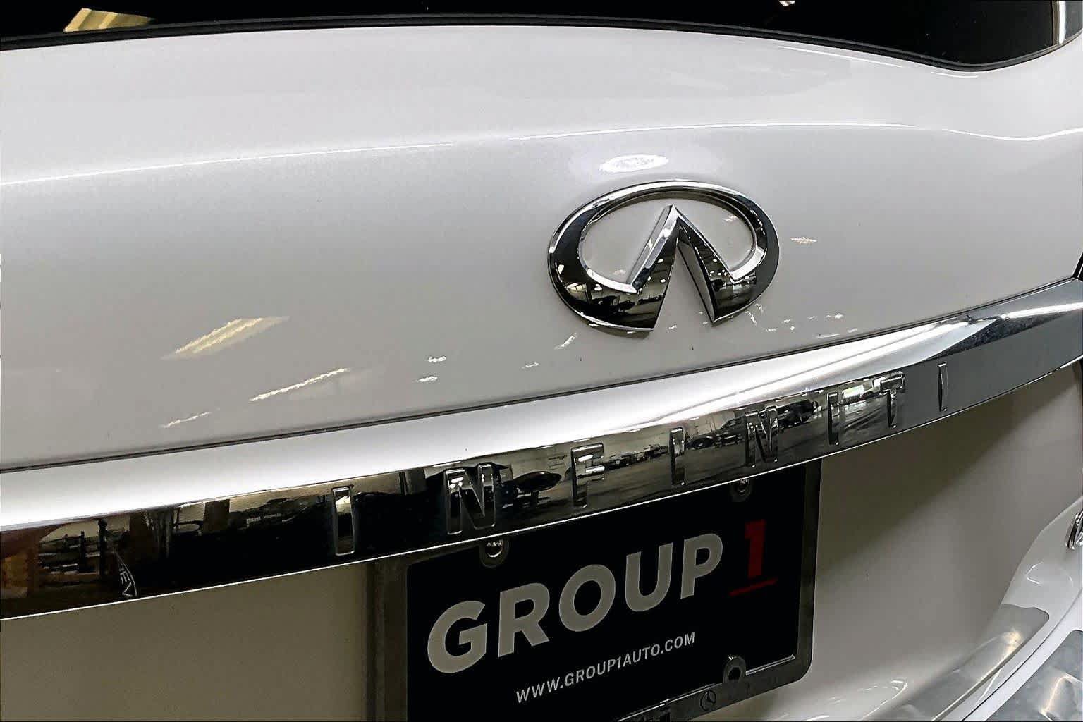 Used 2022 INFINITI QX80 Sensory w/ Cargo Package AWD/4WD image 30