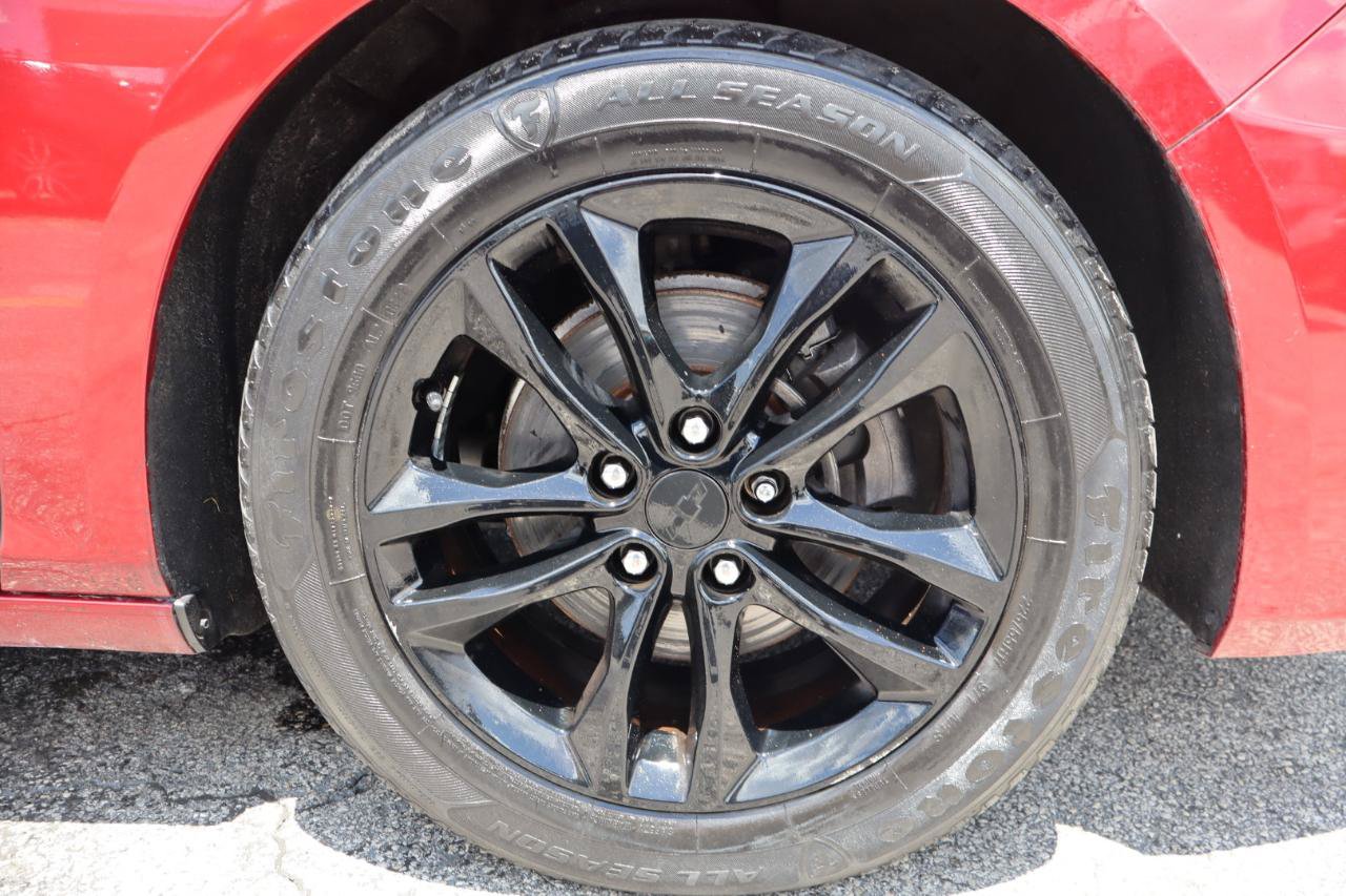 Used 2018 Chevrolet Malibu LT FWD image 29