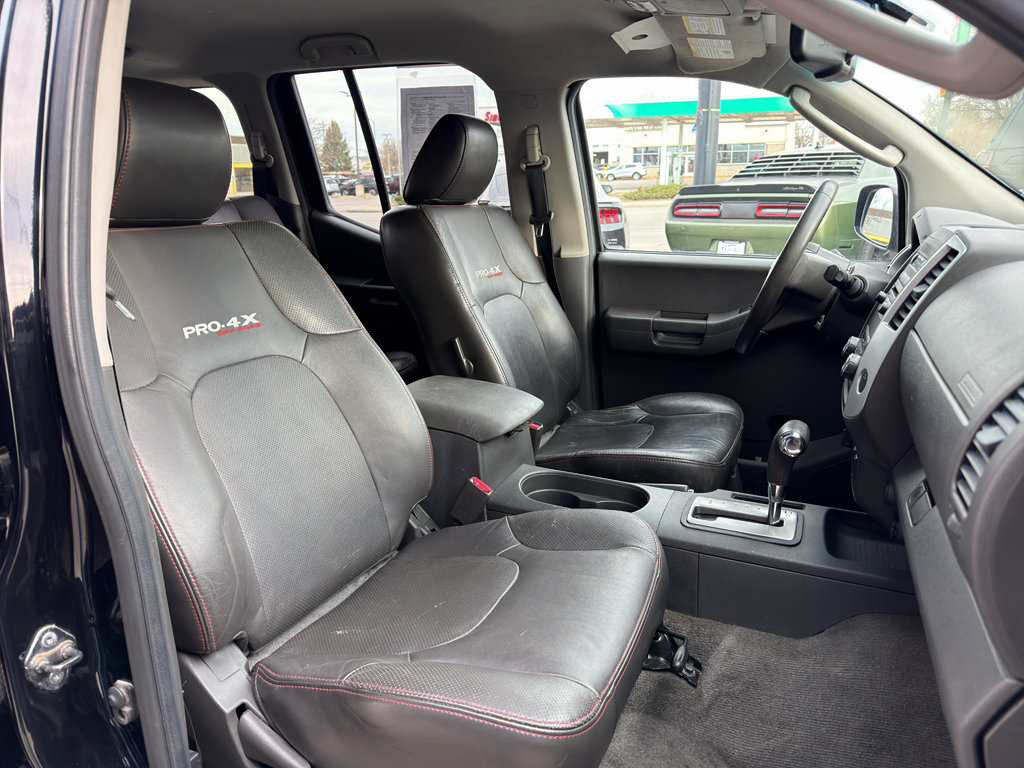 Used 2012 Nissan Xterra PRO-4X w/ Pro-4x Leather Pkg image 12