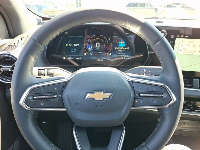 Used 2026 Chevrolet Equinox LT image 19